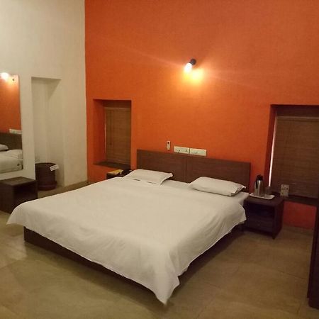 Golden Swan Beach Resort Murūd Zewnętrze zdjęcie